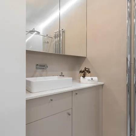 Lion - Mloda Polska Nowe Z Parkingiem Apartament
