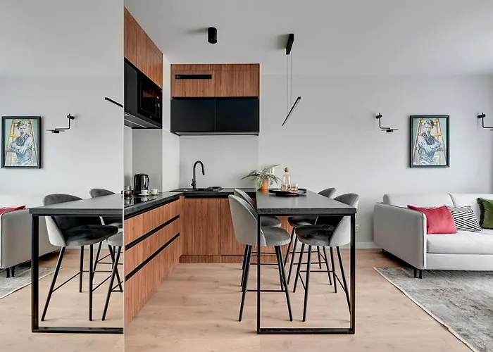 Lion - Mloda Polska Nowe Z Parkingiem