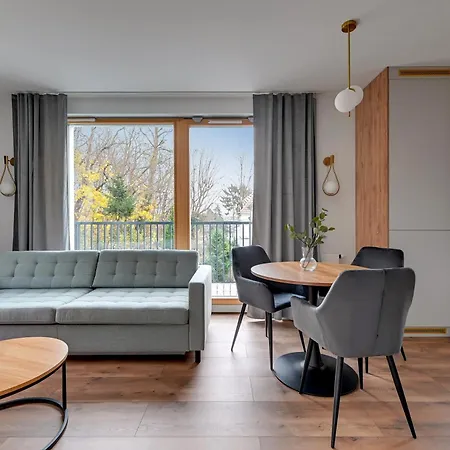 Lion - Młoda Polska Nowe Z Parkingiem Apartament *