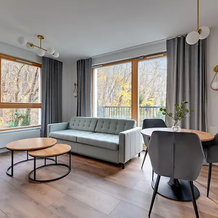 Lion - Mloda Polska Nowe Z Parkingiem