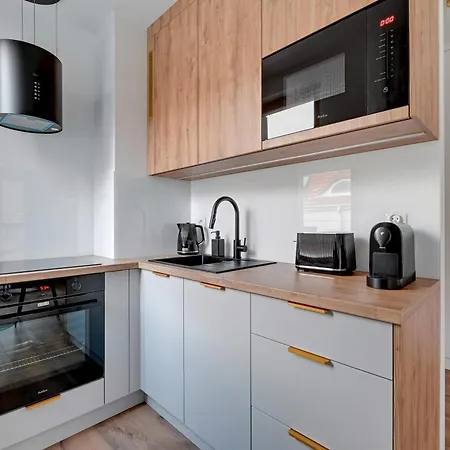 Lion - Mloda Polska Nowe Z Parkingiem Lägenhet